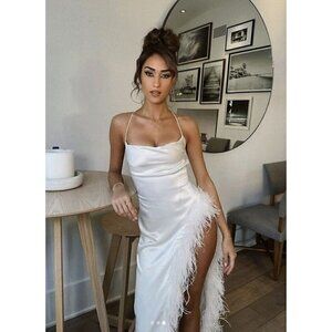 NICHOLE LYNEL Feather Trim Satin Body-Con Dress in White Size Small